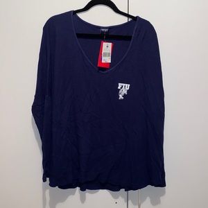 BRAND NEW Panthers Women’s Waffle Shirt size L